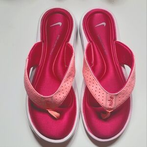 Nike Dual-Tone Pink Sandals, LIKE NEW, Only Worn Once